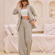 Conjunto M769 Tela Scuba Color Camel